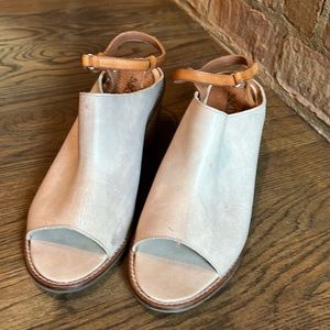 SixtySeven peep toe leather heel